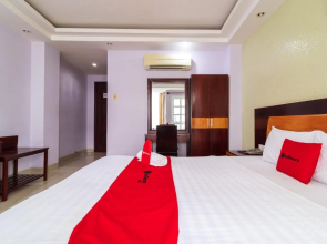 Ngoc Thach Hotel