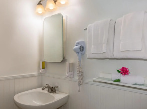 The Southernmost Inn - Adults Only