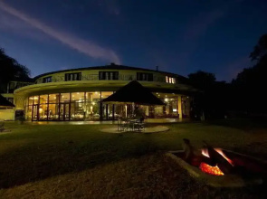 Hwange Safari Lodge