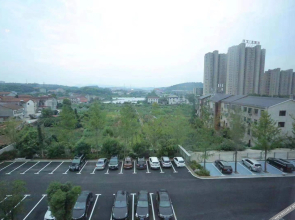 Yueyang Yueqi Hotel