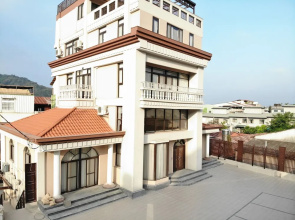 Eight Tai Homestay