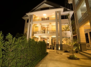 Thiri Thitsar Hotel