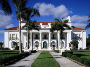 Casa Blanca Vacation Home