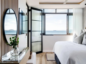 Magical Apartment w Uninterrupted Ocean Views Mouille Views