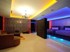 Zhen 13 Villa Motel
