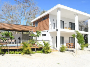 Little Hawaii Avellanas - Beachside Studio