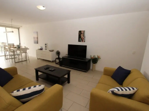 1 Bright Point Apartment 1408