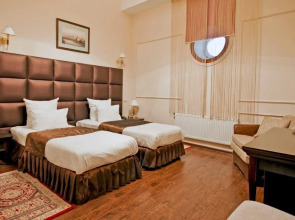 Мегаполис Тверская