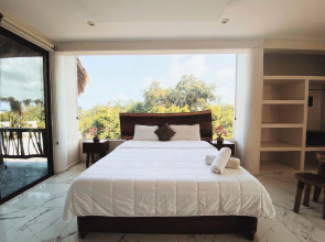 Hotel Lechuga de Mar Tulum with Pool and Beach Club Access
