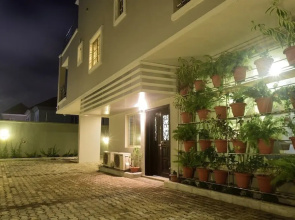 Villa Thirty Three