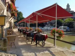 Auberge Du Pont Vieux