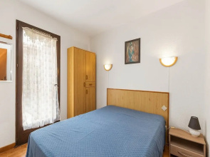 Cozy Retreat Near Agde Beach
