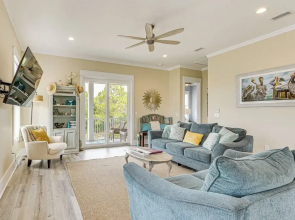 Walk to Beach Access: South Cape San Blas Hideaway
