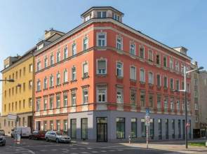 Vienna Central Station Residence