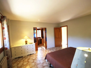 Private & Luxurious Villa With Pool - Lots of Space & Short Walk to the Sea