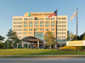 Embassy Suites by Hilton Boston Waltham