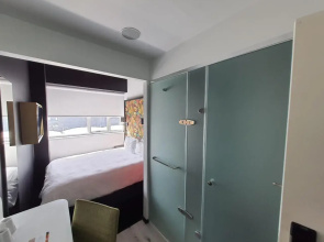 Hotel Sky Cape Town