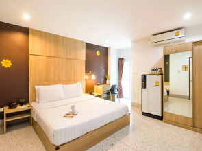 The Fifth Residence Hotel