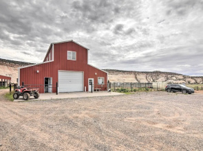 Charming Barn Apt in Boulder! Gateway to Parks!