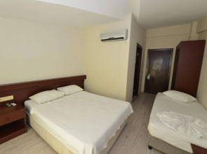 Kaftans City Hotel by RRH&R