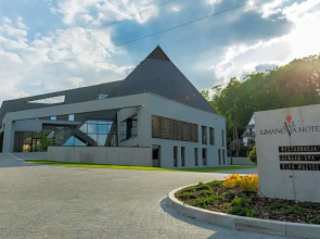Hotel Limanova