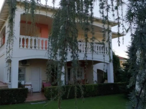 Luxurious Garden House Between Aegean & Olympus