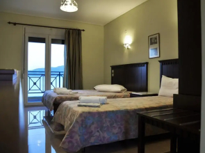 Ariadnes Holiday Accommodation II