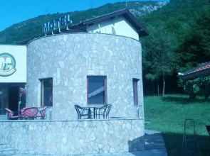 Motel M17