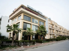Nandan Retreat