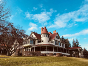 Idlwilde Inn