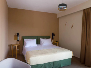 Elimnion Resort