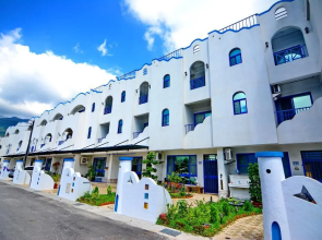 Santorini Music Family B&B