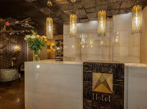 Art Suites Hotel
