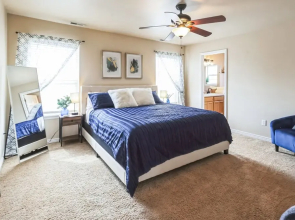 Cozy Corner Oasis With Hot Tub 4 Bedroom Home