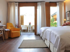 Woobay Hotel