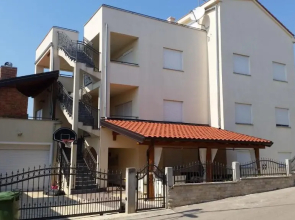 Apartmani Maksan