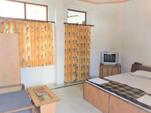 Karni Niwas Guest House