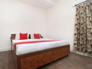 OYO Flagship 70204 Hotel Sun Dew