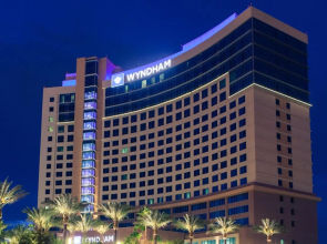 Club Wyndham Desert Blue