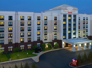 SpringHill Suites by Marriott Newark Liberty International