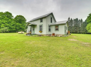 Near Snowmobiling & Ice Fishing: Fife Lake Retreat