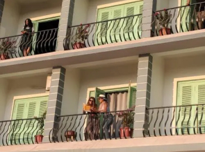 Woke Hostel - Morjim