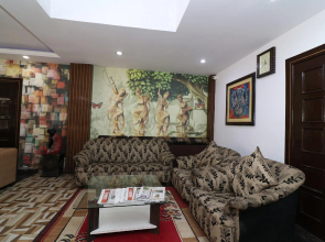OYO 19899 Hotel Shubham