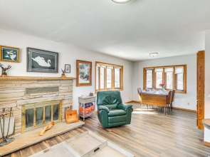 1/2 Mi to Dtwn: Pierre Family Home w/ Patio