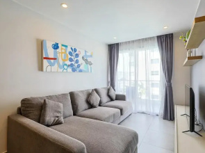Pool View 1 Bed Apt T2-520