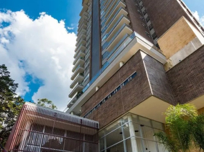 Travelers Orange Suites