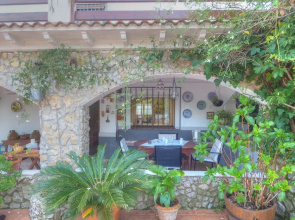 Aries House by Hello Apartments Sitges