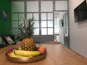 CASA VERDE di Giorgio 10 mins walk from Piraeus port