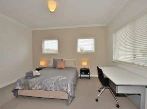 Amawind Rockingham Apartments