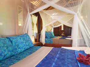 Lom' Lae Beach Resort